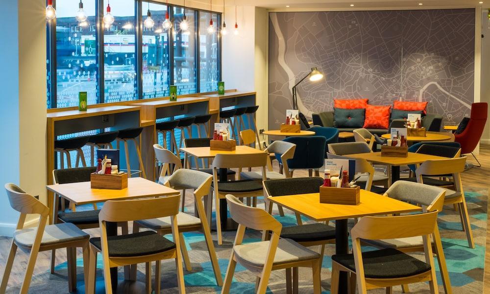 Holiday Inn Express Bristol City Centre By Ihg Exterior foto
