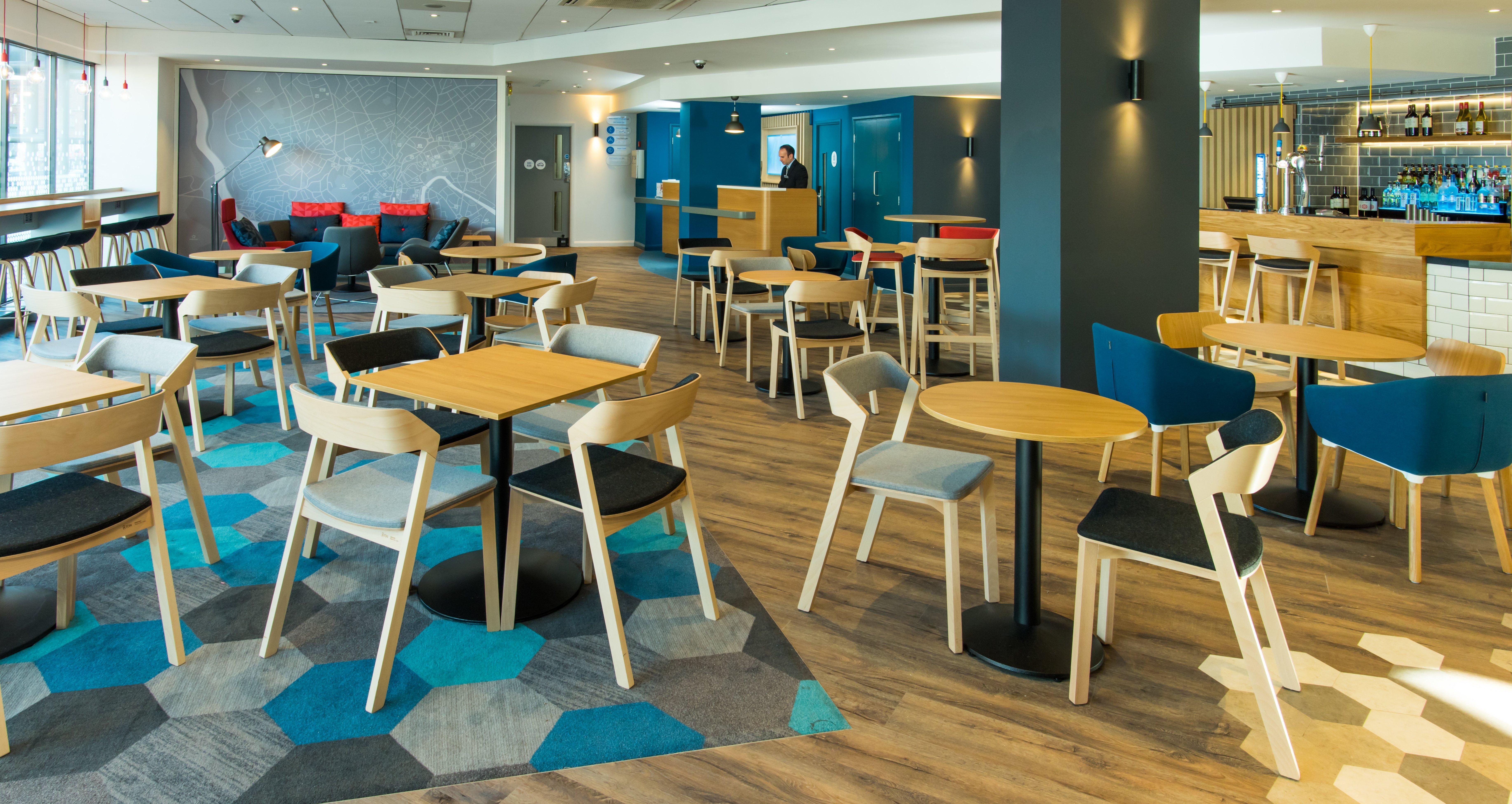 Holiday Inn Express Bristol City Centre By Ihg Exterior foto